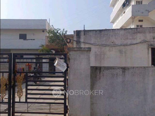 2 BHK Flat In Himashiva Apartment For Sale In Amberpet