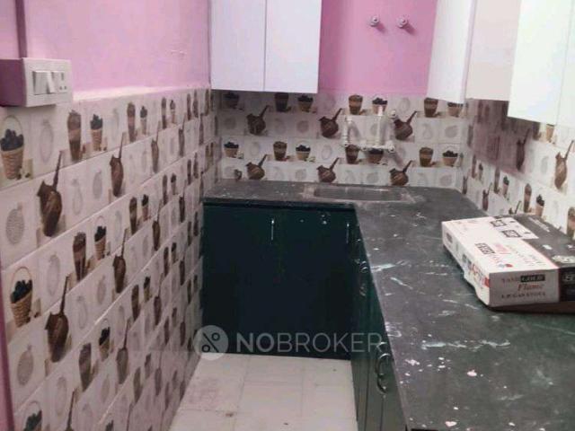2 BHK Flat In Hindon Vihar for Rent In Sector 49, noida