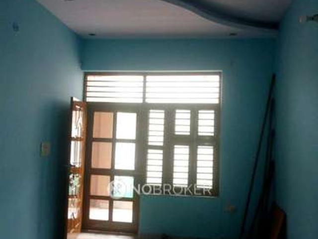 2 BHK Flat In House No 898sec 10 for Rent In Sector 10 Housing Board Colony
