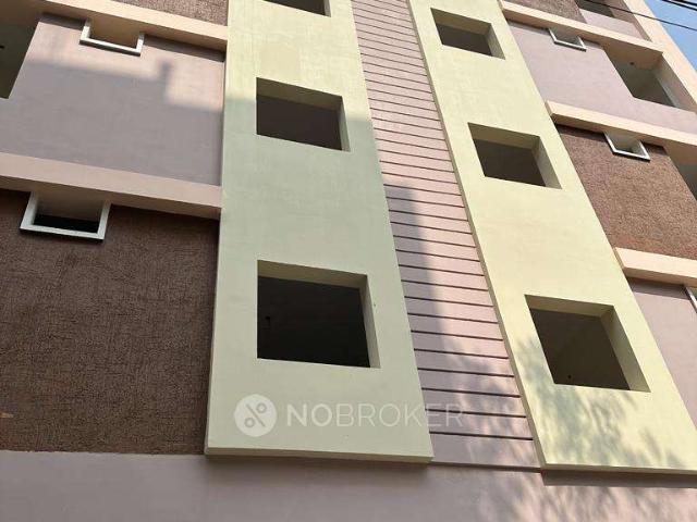 2 BHK Flat In Icon Plaza For Sale In Hydershakote