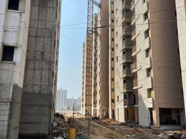 2 BHK Flat In Imperia Aashiyara For Sale In Sector 37c