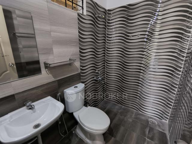 2 BHK Flat In Innovative Oak Garden Phase 1, Bhoganhalli for Rent In Bhoganhalli