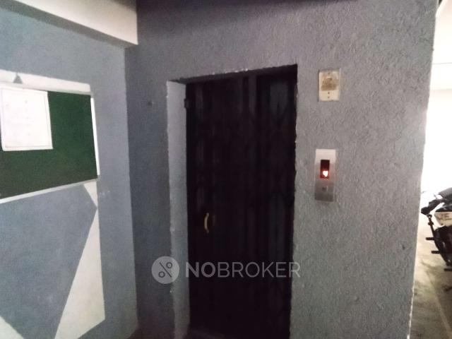 2 BHK Flat In Jyothi Towers For Sale In Alwal
