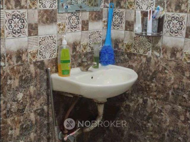 2 BHK Flat In Janata Flat For Sale In Paschim Puri