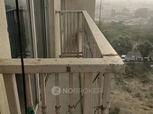 2 BHK Flat In Jaypee Greens The Pavilion Court for Rent In Sector 128