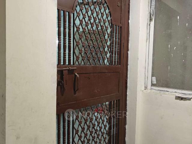 2 BHK Flat In Jaypee Kensington Boulevard for Rent In Sector 131