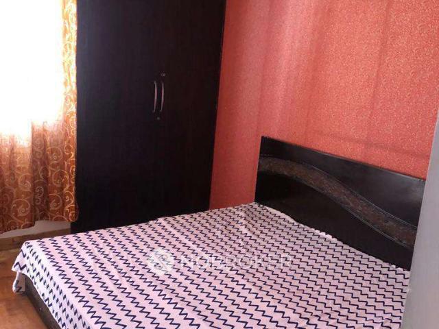 2 BHK Flat In Jaypee Kosmos for Rent In Sector 134