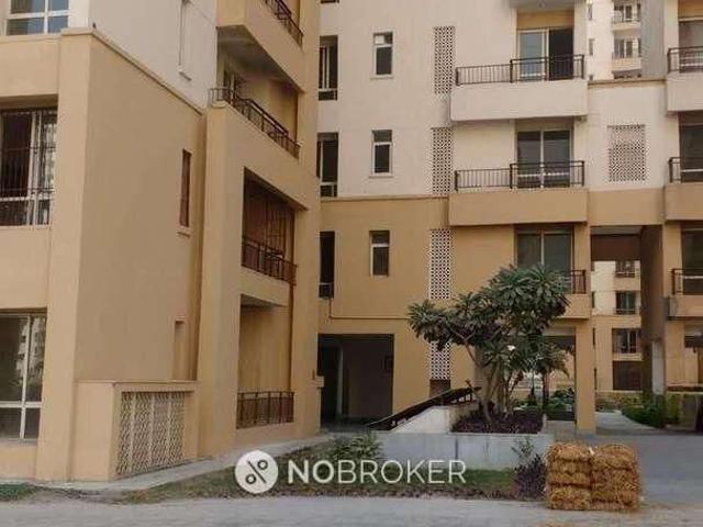 2 BHK Flat In Jaypee Kosmos For Sale In Sector 134