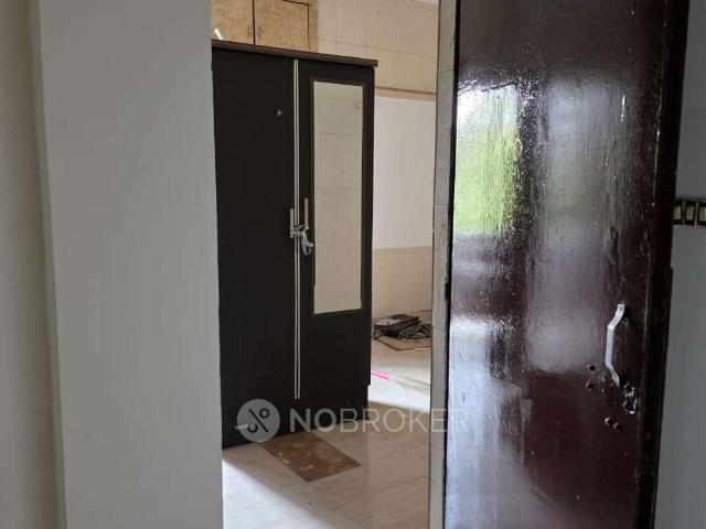 2 BHK Flat In Jhulelal Apartment, Pitam Pura for Rent In Pi
