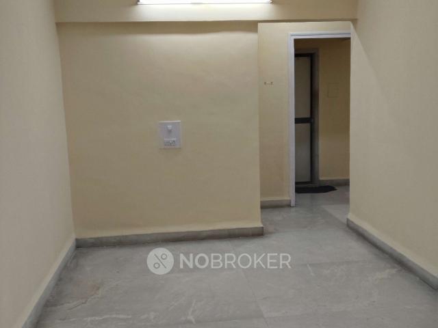 2 BHK Flat In Kumar Co operative Housing Society For Sale In Mulund East