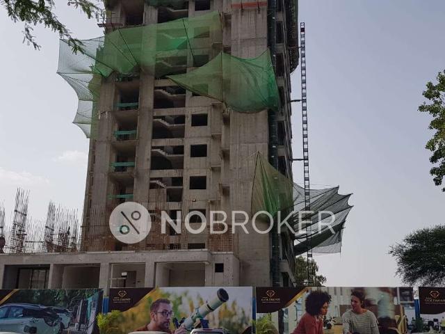 2 BHK Flat In Kumar Codename Goldmine For Sale In Mundhwa