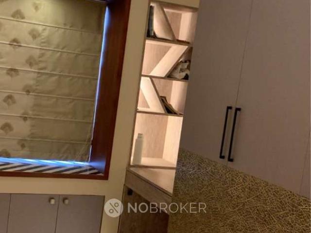 2 BHK Flat In Kumar Picasso for Rent In Hadapsar