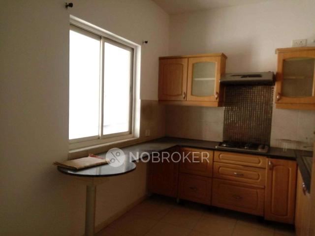 2 BHK Flat In Kumar Picasso For Sale In Hadapsar