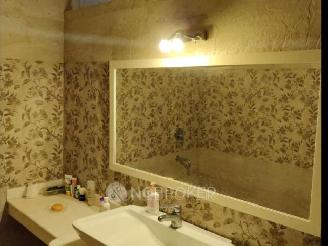 2 BHK Flat In Kailashill For Sale In Kailash Hills, East Of Kailash
