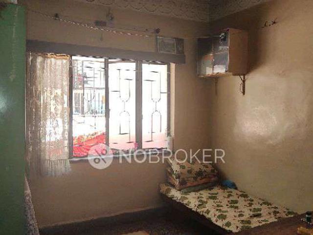 2 BHK Flat In Kalpana Apartments, Bhawani Peth For Sale In