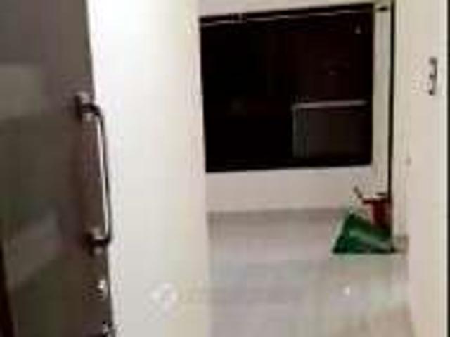 2 BHK Flat In Kamal Dutt for Rent In Kamal Dutt Building