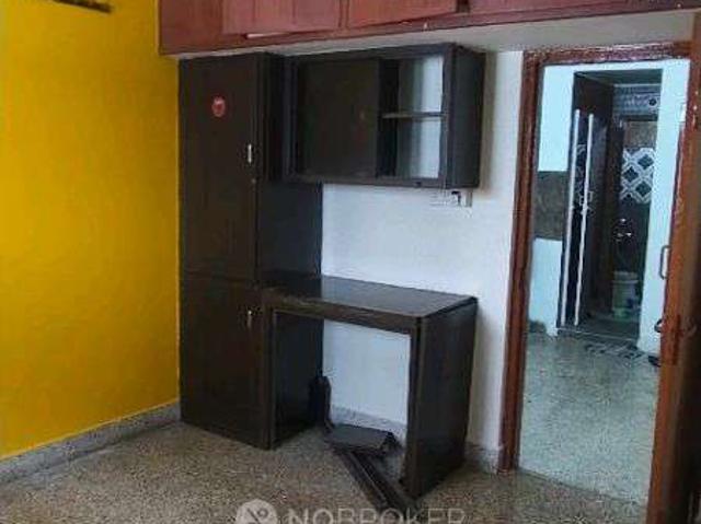 2 BHK Flat In Kavitha Flats for Lease In Arumbakkam
