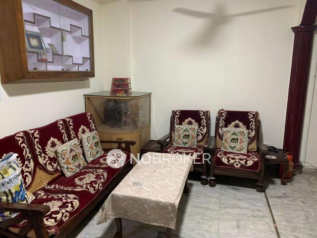 2 BHK Flat In Khirki Extension for Rent In Tikona Park