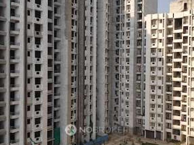 2 BHK Flat In Kings Park For Sale In Sector Omega 1