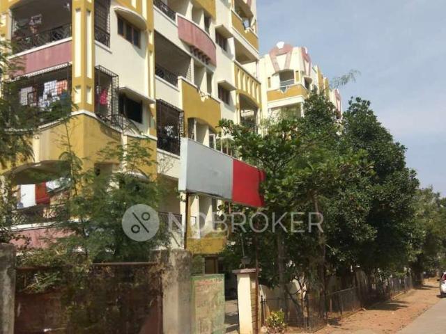 2 BHK Flat In Lucky Concentration for Rent In Kondapur