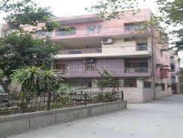 2 BHK Flat In Lal Quarters For Sale In Punjabi Bagh
