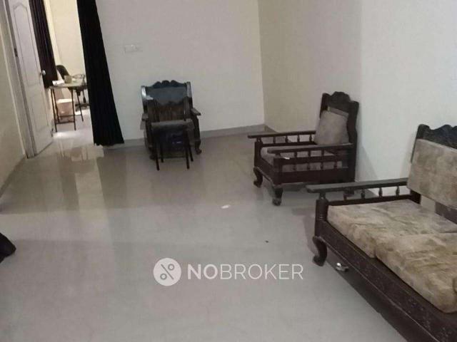 2 BHK Flat In Landmark Building For Sale In Sector 51