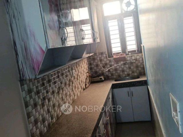 2 BHK Flat In Laxmi Apartment, Kiran Garden for Rent In 231