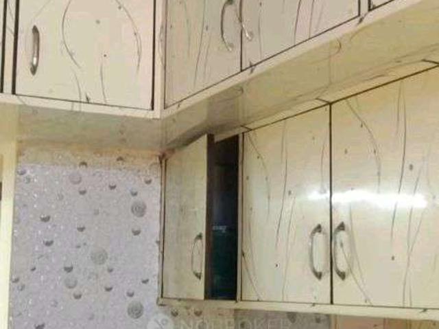 2 BHK Flat In Laxmi Classic Bldg For Sale In Mira Road East