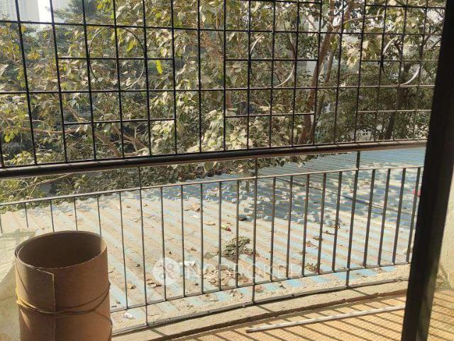 2 BHK Flat In Laxmi Plaza, Patlipada for Rent In Patlipada