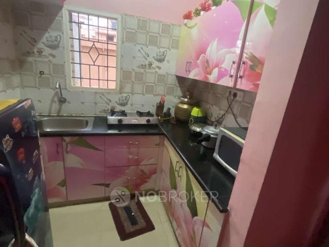 2 BHK Flat In Lb Shastri Nagar for Lease In Care And Cure Clinic