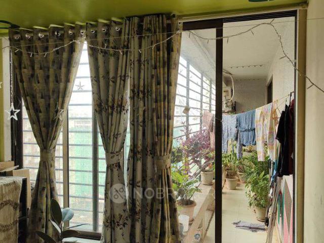 2 BHK Flat In Living Essence For Sale In Kandivali East