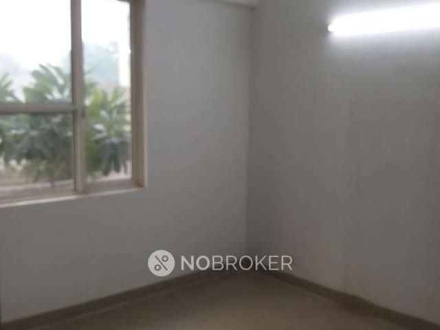 2 BHK Flat In Logix Blossom Greens Noida For Sale In Sector 143