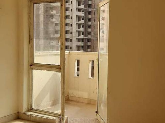 2 BHK Flat In Logix Blossoms Zest, Sector 143 for Rent In Sector 143
