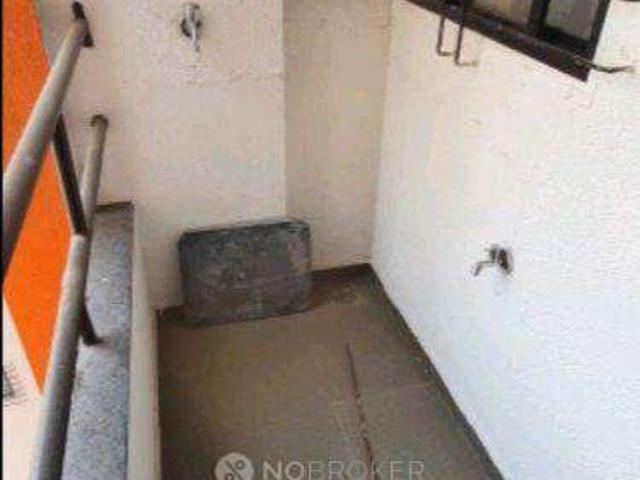 2 BHK Flat In Pyramid County For Sale In Bhukum