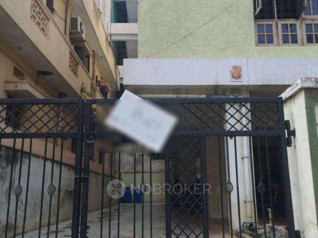 2 BHK Flat In Padmaja Residency For Sale In Gajularamaram