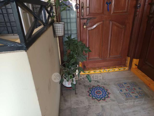 2 BHK Flat In Padmaja Towers For Sale In Sri Nagar Colony