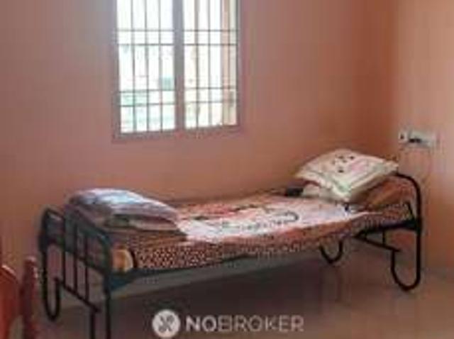 2 BHK Flat In Pannuswamy Apartment For Sale In Koyambedu