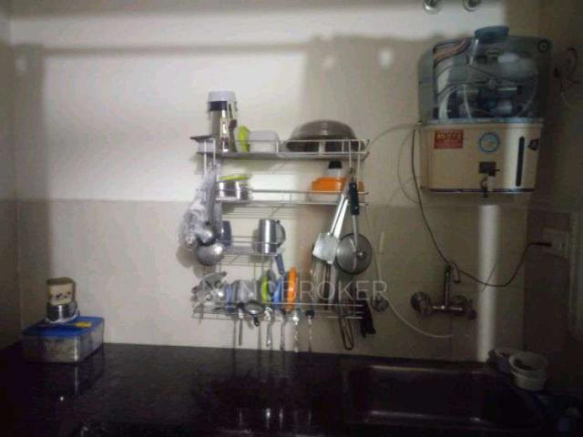2 BHK Flat In Panchsheel Greens 2 for Rent In Sector 16b