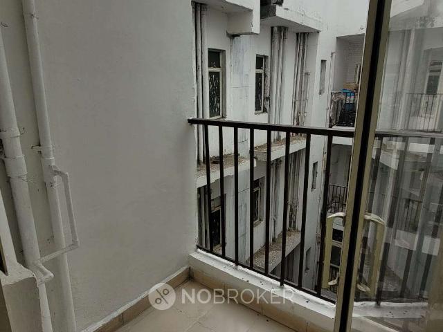 2 BHK Flat In Panchsheel Greens 2, Sector 16b For Sale In Sector 16b