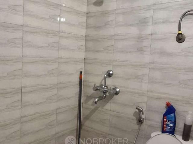 2 BHK Flat In Panchsheel Hynish for Rent In Sector 1