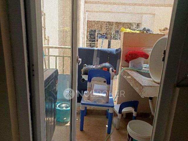 2 BHK Flat In Paramount Emotions For Sale In Bisrakh Jalalp