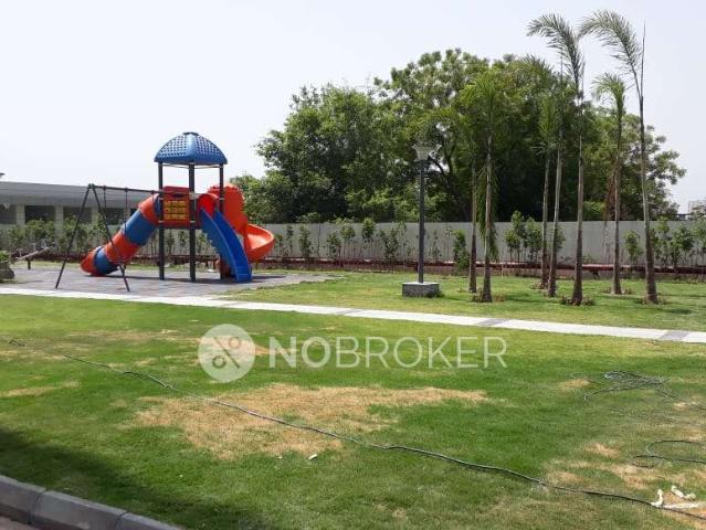 2 BHK Flat In Paras Dews For Sale In Sector 106
