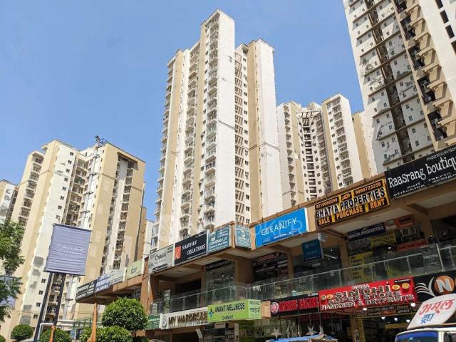 2 BHK Flat In Paras Tierea For Sale In Sector 137