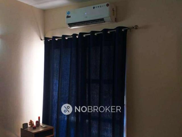2 BHK Flat In Paras Tierea for Rent In Sector 137