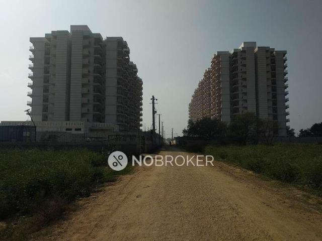 2 BHK Flat In Pareena Laxmi Apartments For Sale In Sector 99a