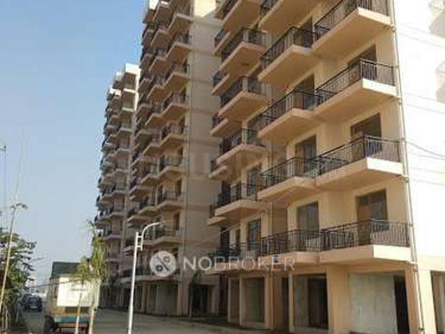 2 BHK Flat In Pareena Laxmi Sector 107 For Sale In Sector 99