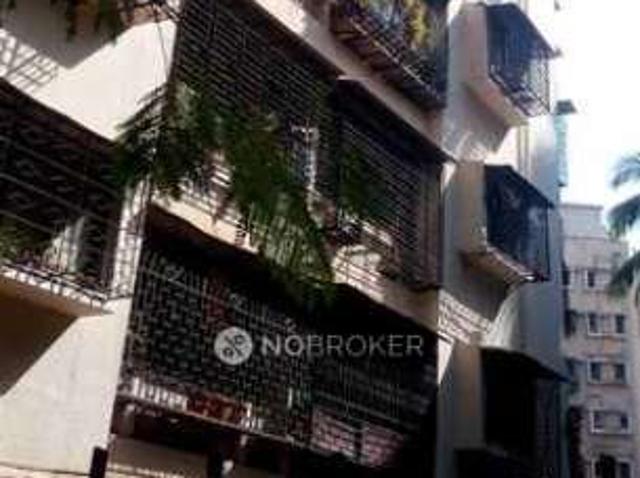 2 BHK Flat In Parijat Apartment for Rent In Bandra West