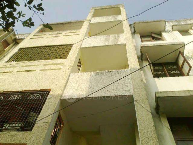 2 BHK Flat In Parkavi Apartment For Sale In K Nagar