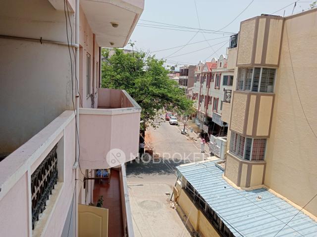 2 BHK Flat In Parvathi Elegance, Hebbal For Sale In Hebbal