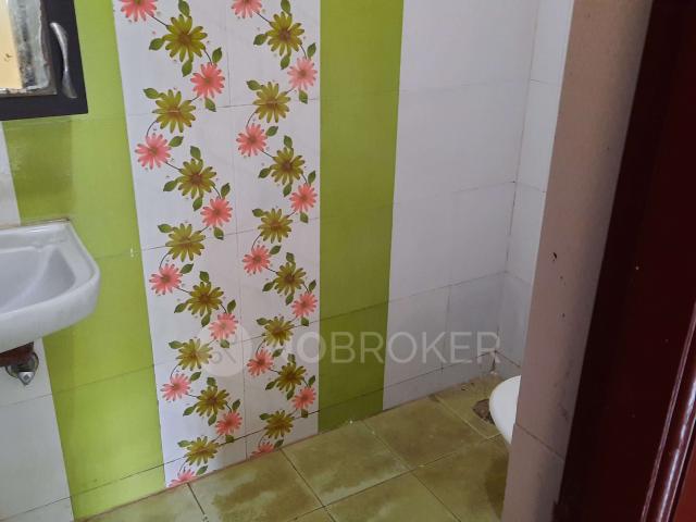 2 BHK Flat In Pavani Shrestha Apartment for Rent In Munnekollal